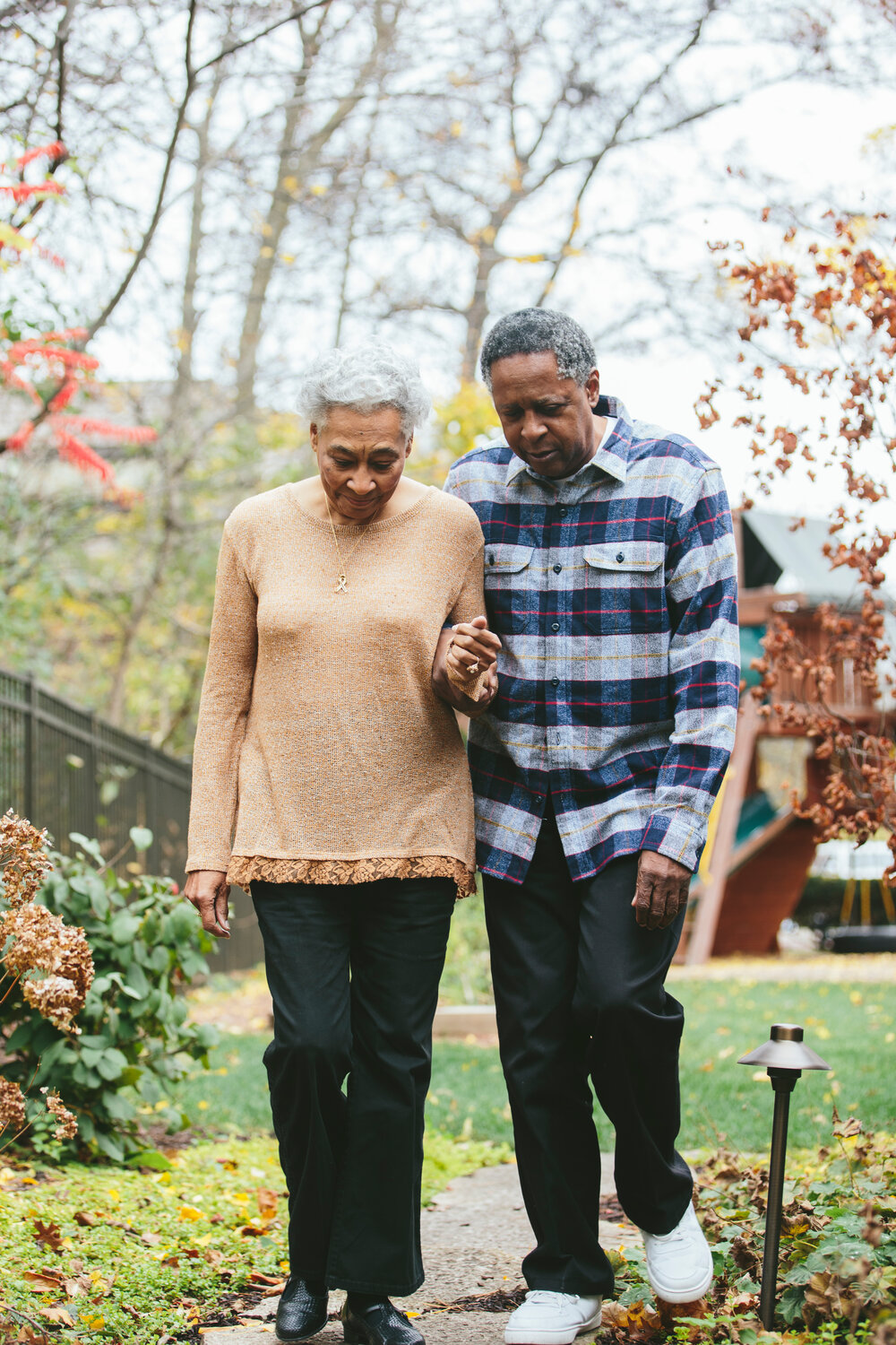 Five Reasons Alzheimer’s Caregiving is Challenging - Image